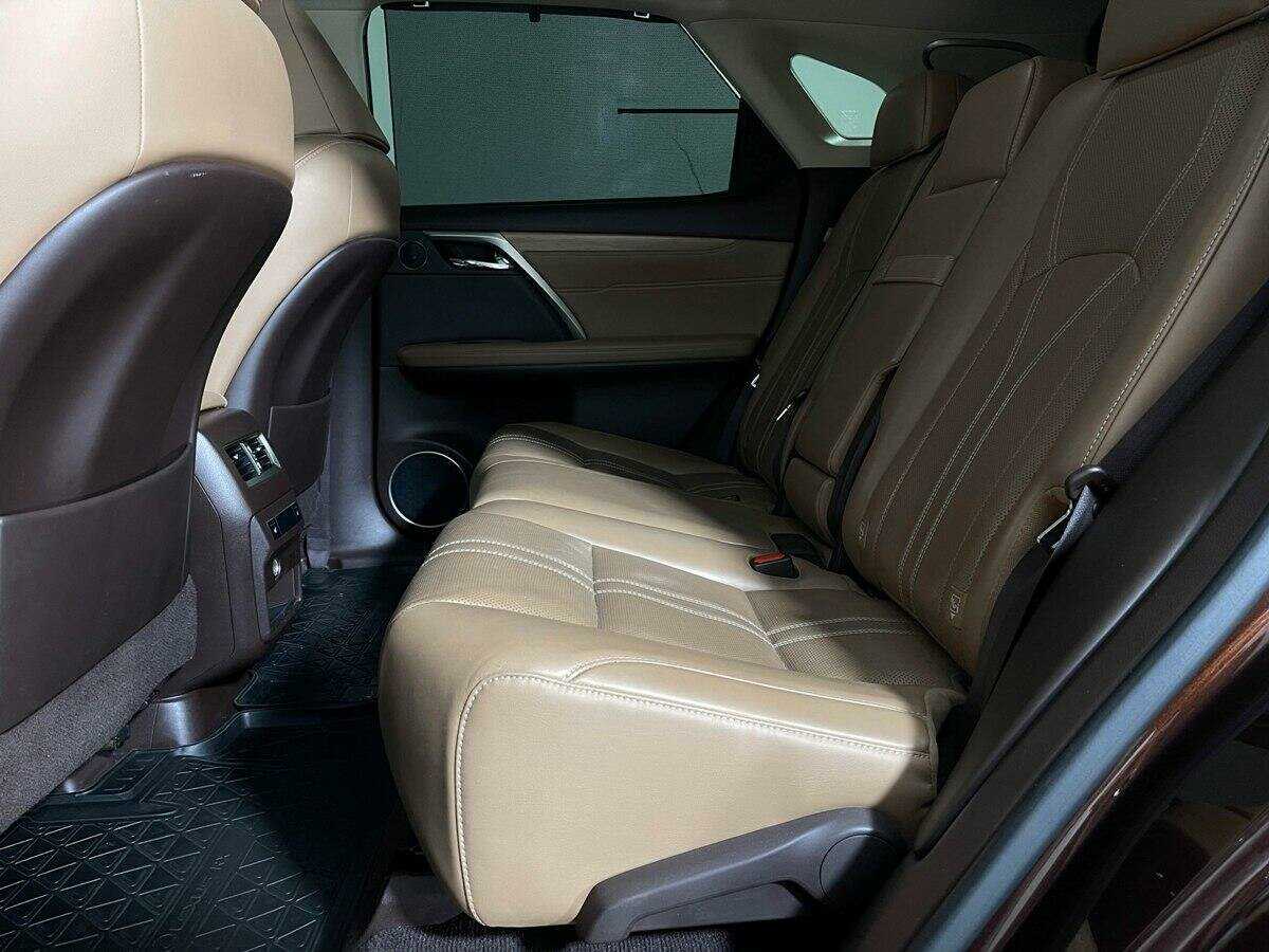 Lexus RX с пробегом — 2018 год. Фото: #9