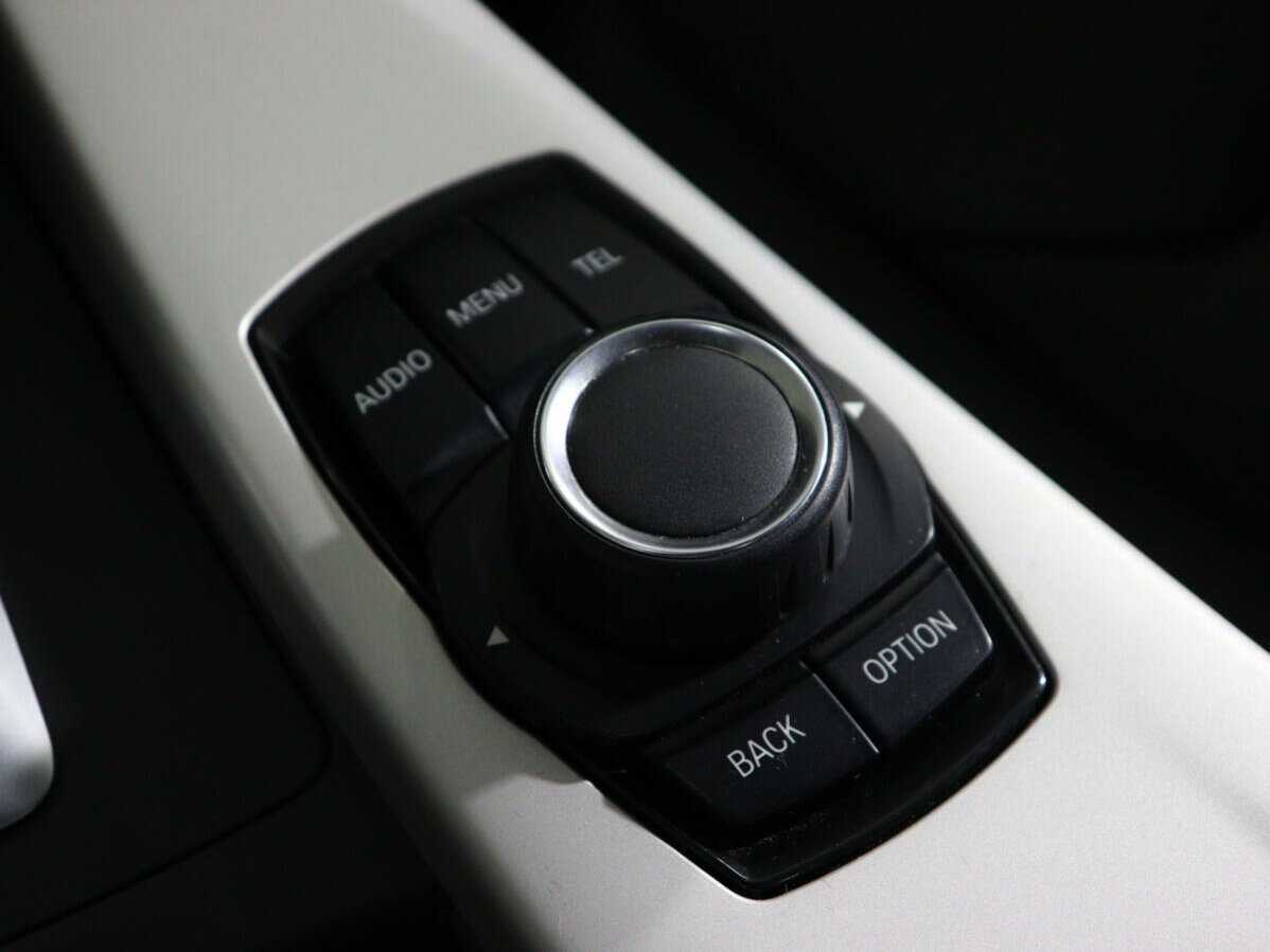 BMW 3 серии с пробегом — 2013 год. Фото: #13