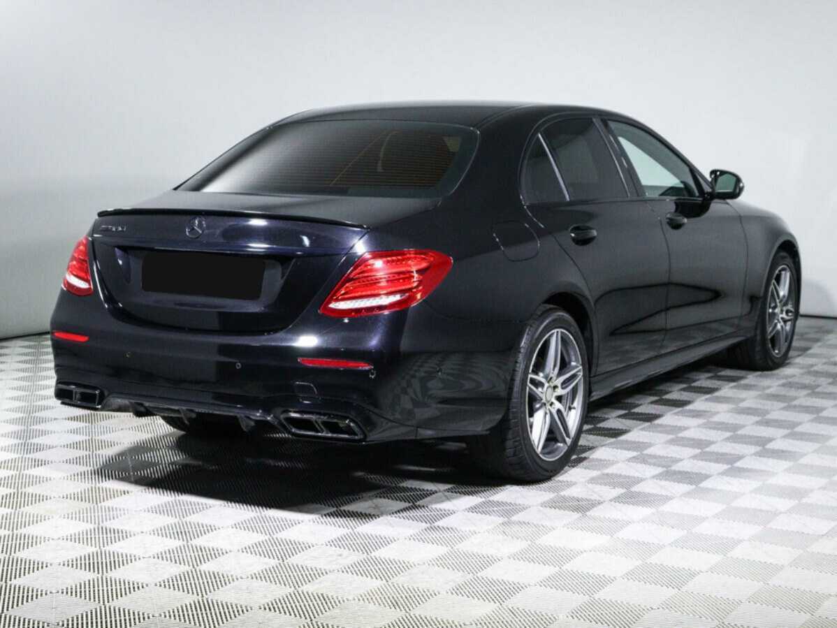 Mercedes-Benz E-Класс с пробегом — 2019 год. Фото: #4