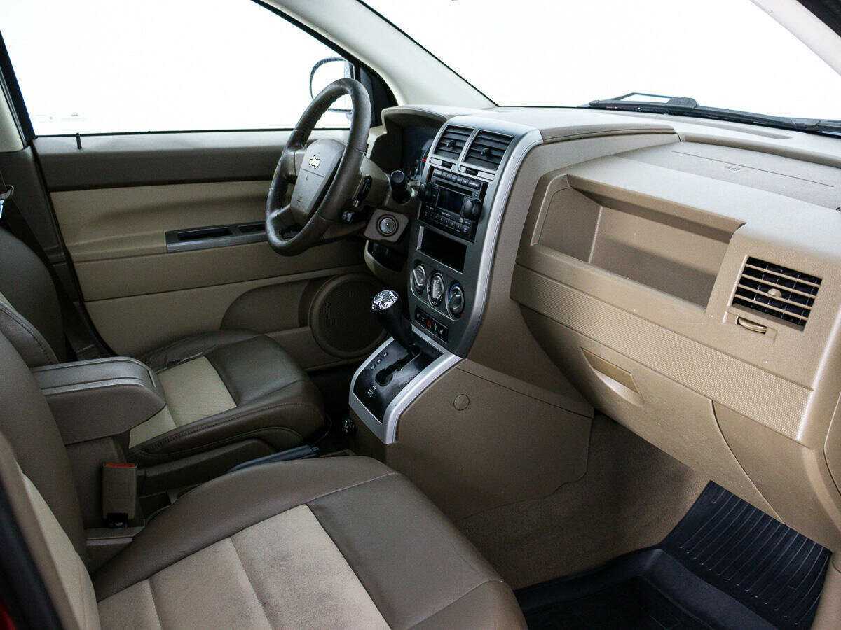 Jeep Compass с пробегом — 2006 год. Фото: #8