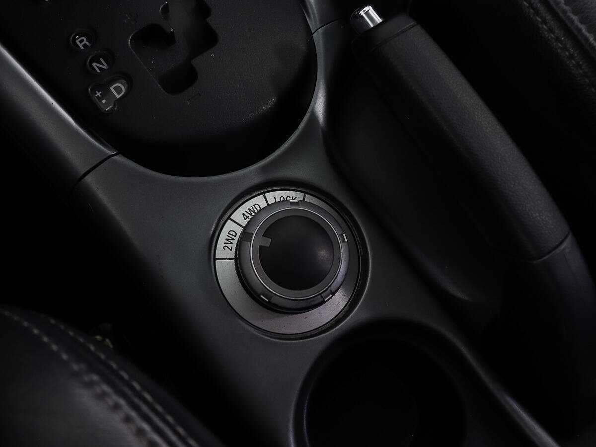 Mitsubishi Outlander с пробегом — 2010 год. Фото: #14