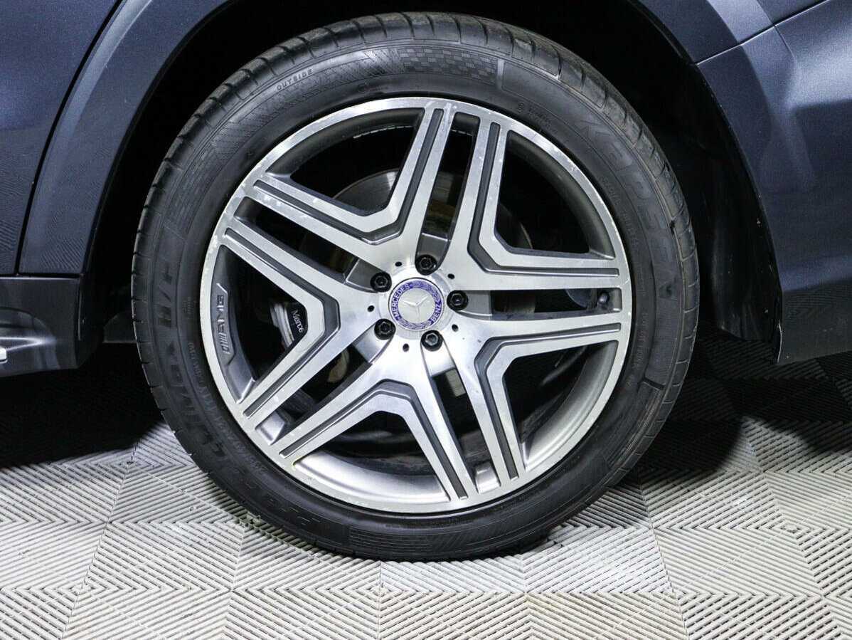 Mercedes-Benz GL-Класс с пробегом — 2014 год. Фото: #14