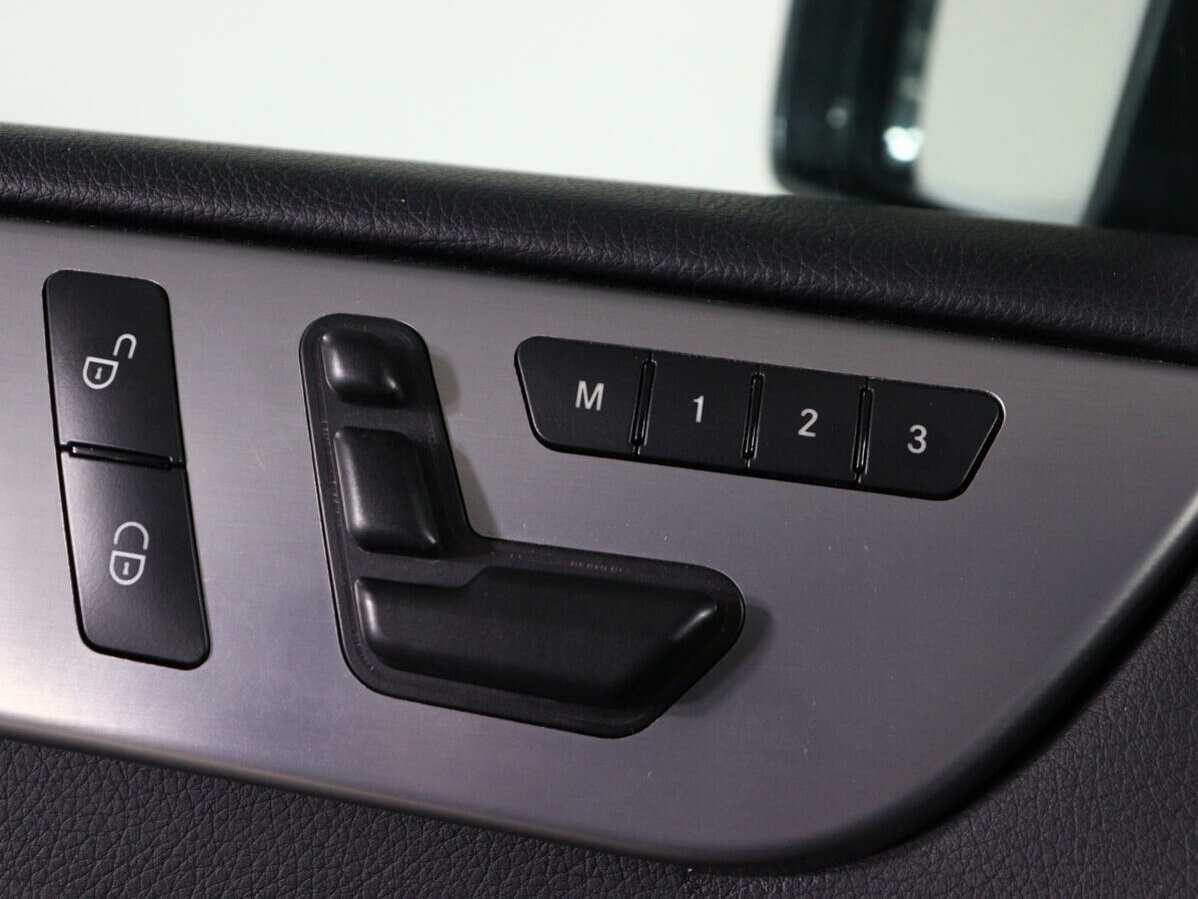 Mercedes-Benz GL-Класс с пробегом — 2014 год. Фото: #18