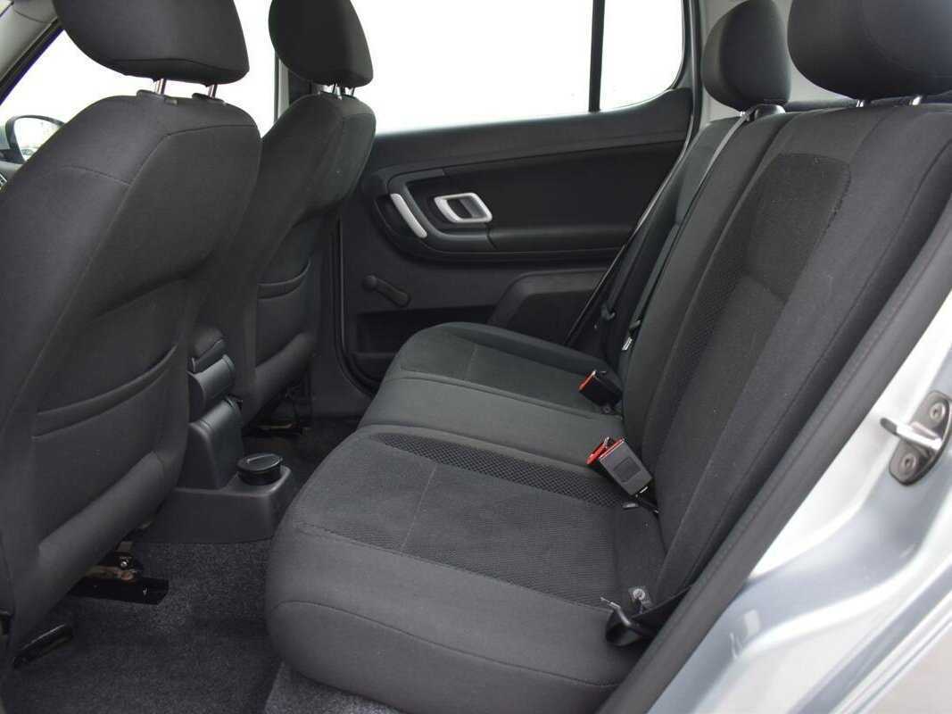 Skoda Fabia с пробегом — 2008 год. Фото: #9