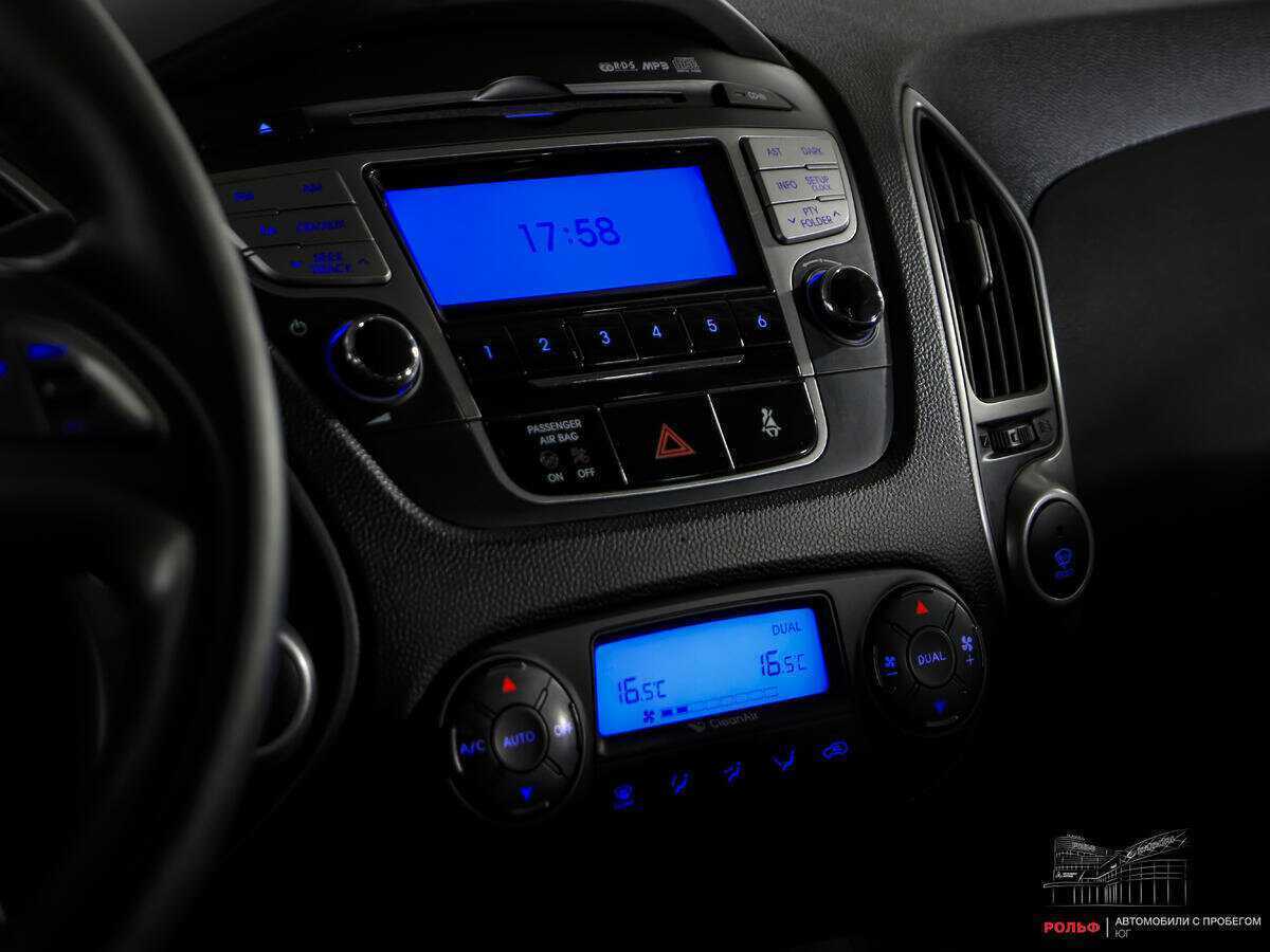 Hyundai ix35 с пробегом — 2010 год. Фото: #12