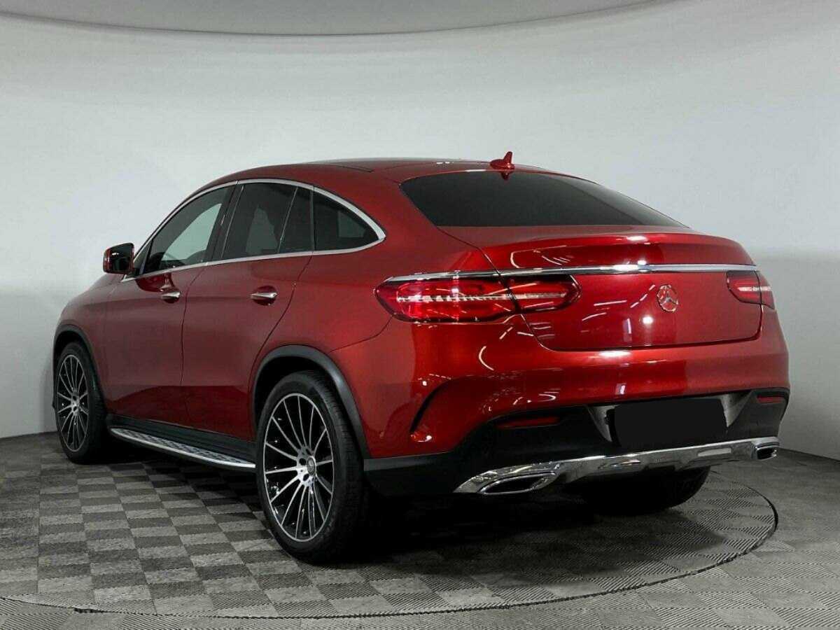 Mercedes-Benz GLE Coupe с пробегом — 2016 год. Фото: #6