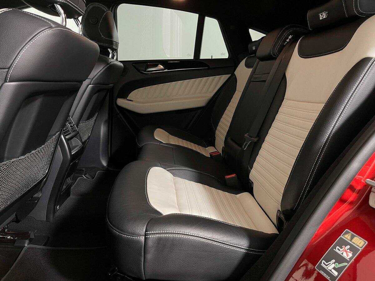 Mercedes-Benz GLE Coupe с пробегом — 2016 год. Фото: #9