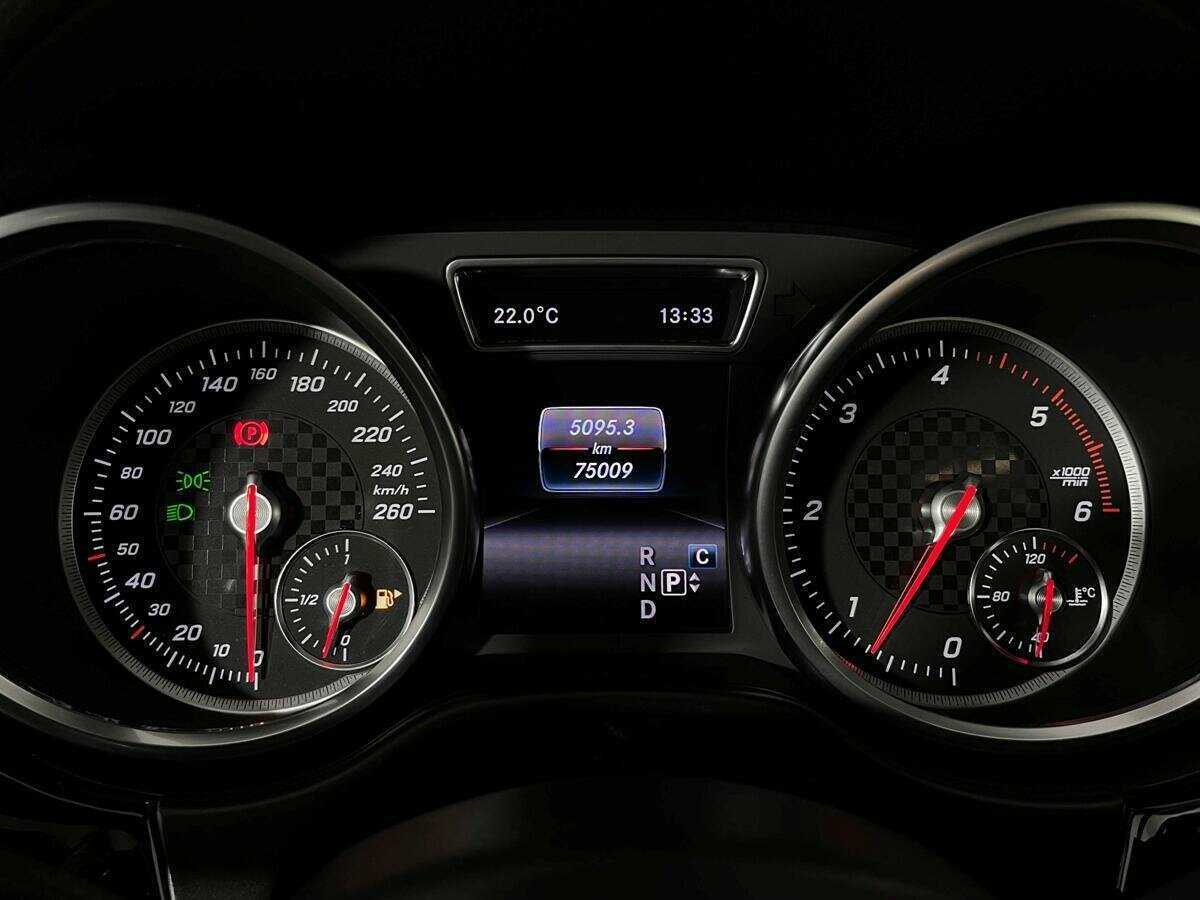 Mercedes-Benz GLE Coupe с пробегом — 2016 год. Фото: #10