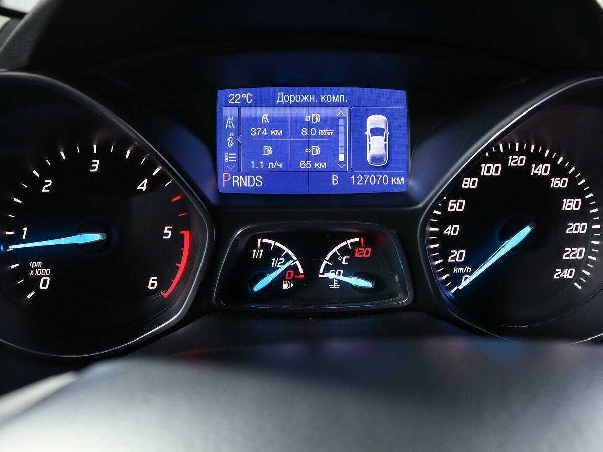 Ford Kuga с пробегом — 2013 год. Фото: #10