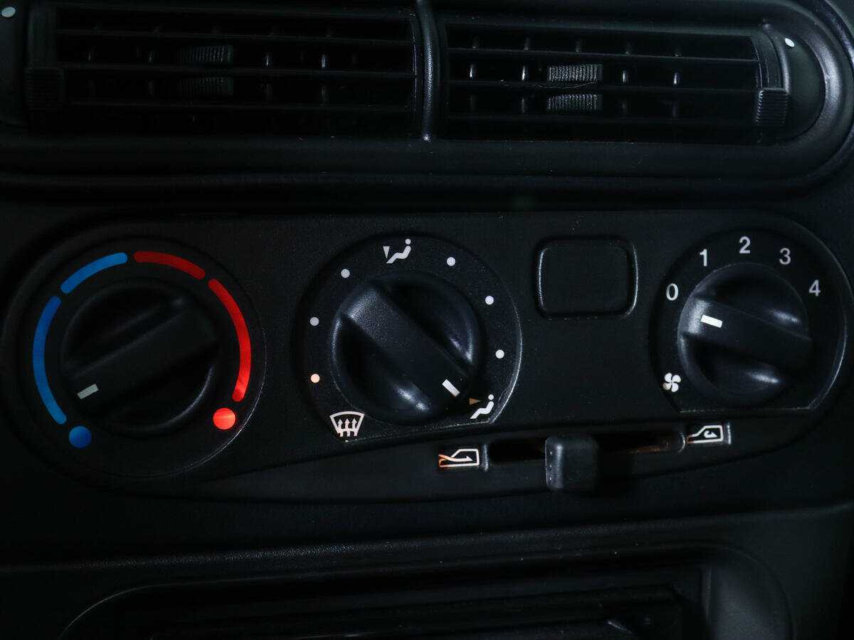 Lada (ВАЗ) Niva с пробегом — 2022 год. Фото: #12