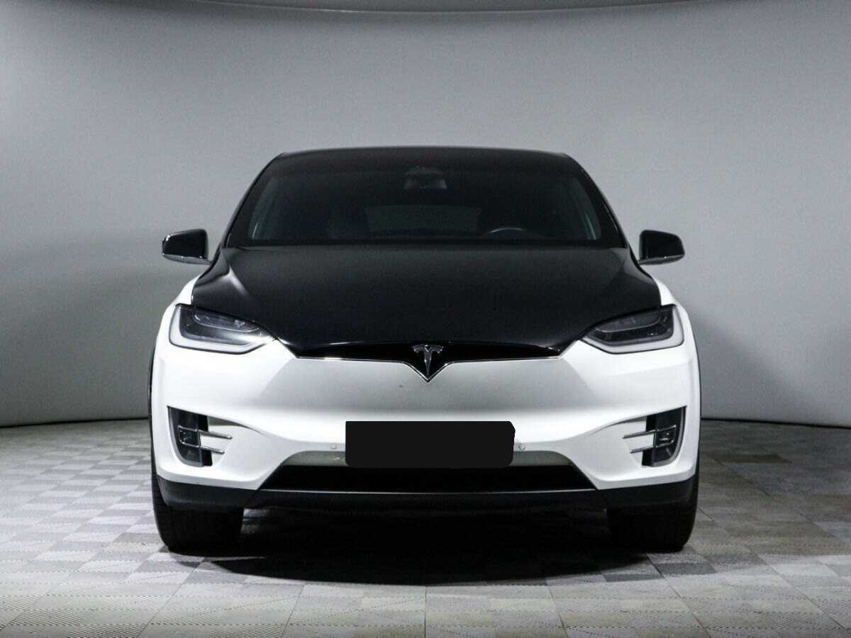 Tesla Model X с пробегом — 2019 год. Фото: #1