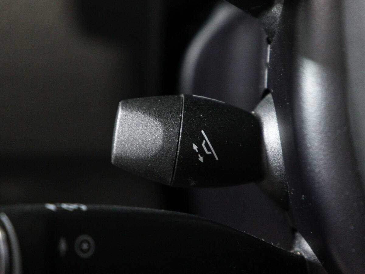 Tesla Model X с пробегом — 2019 год. Фото: #21