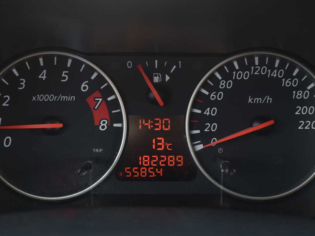 Nissan Note с пробегом — 2011 год. Фото: #10