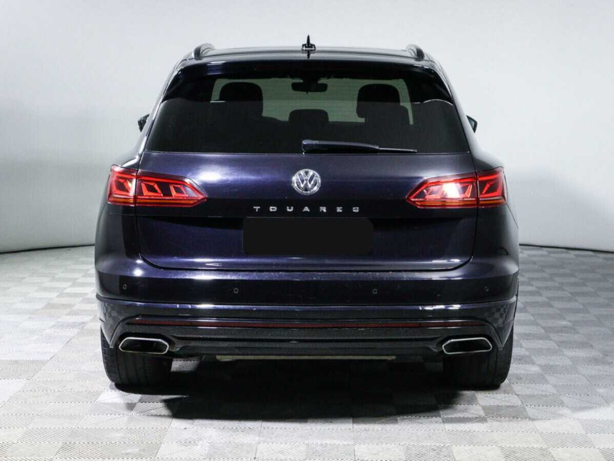 Volkswagen Touareg с пробегом — 2020 год. Фото: #4