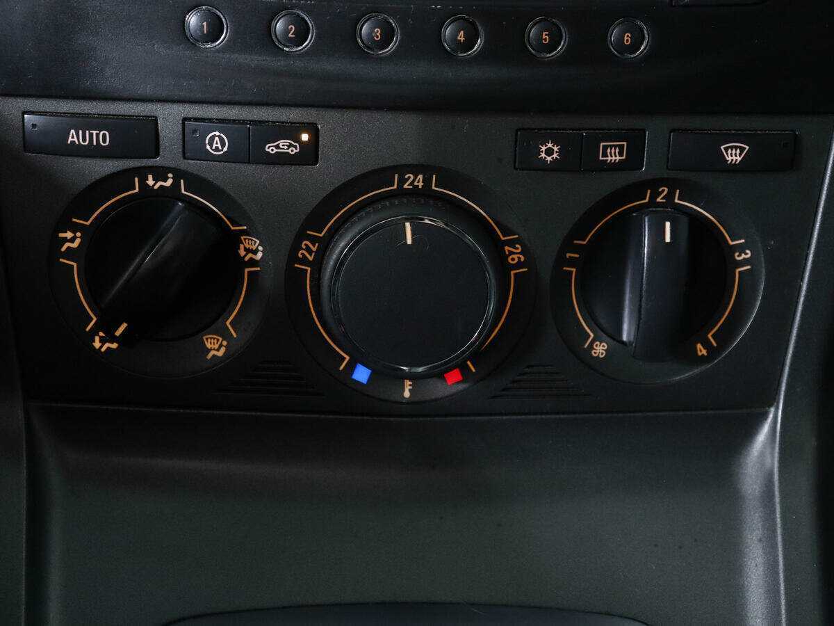 Opel Antara с пробегом — 2008 год. Фото: #15