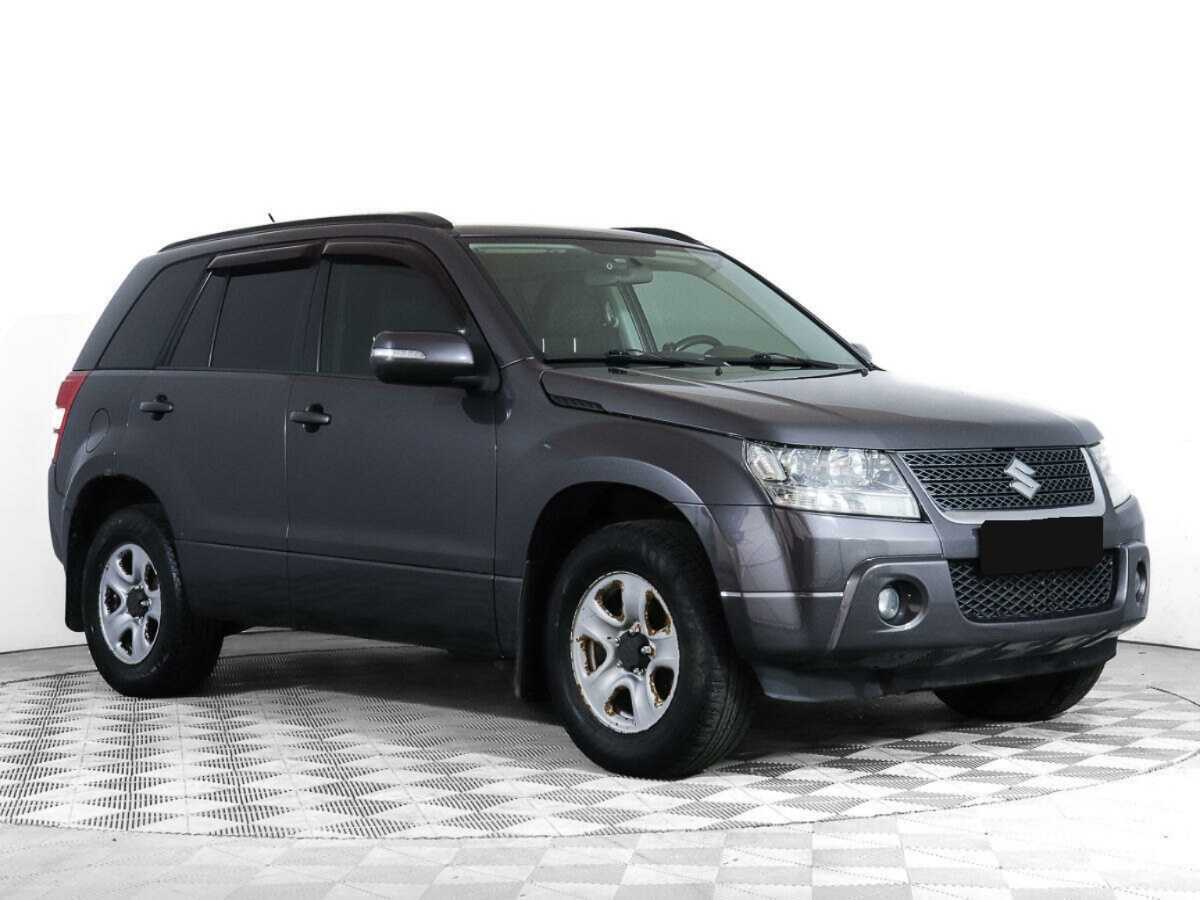 Suzuki Grand Vitara с пробегом — 2010 год. Фото: #1