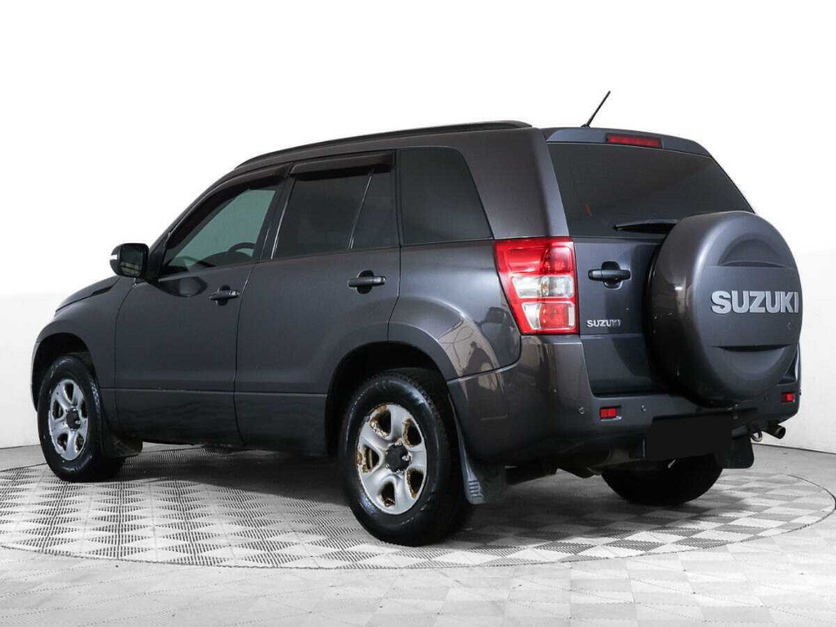 Suzuki Grand Vitara с пробегом — 2010 год. Фото: #5