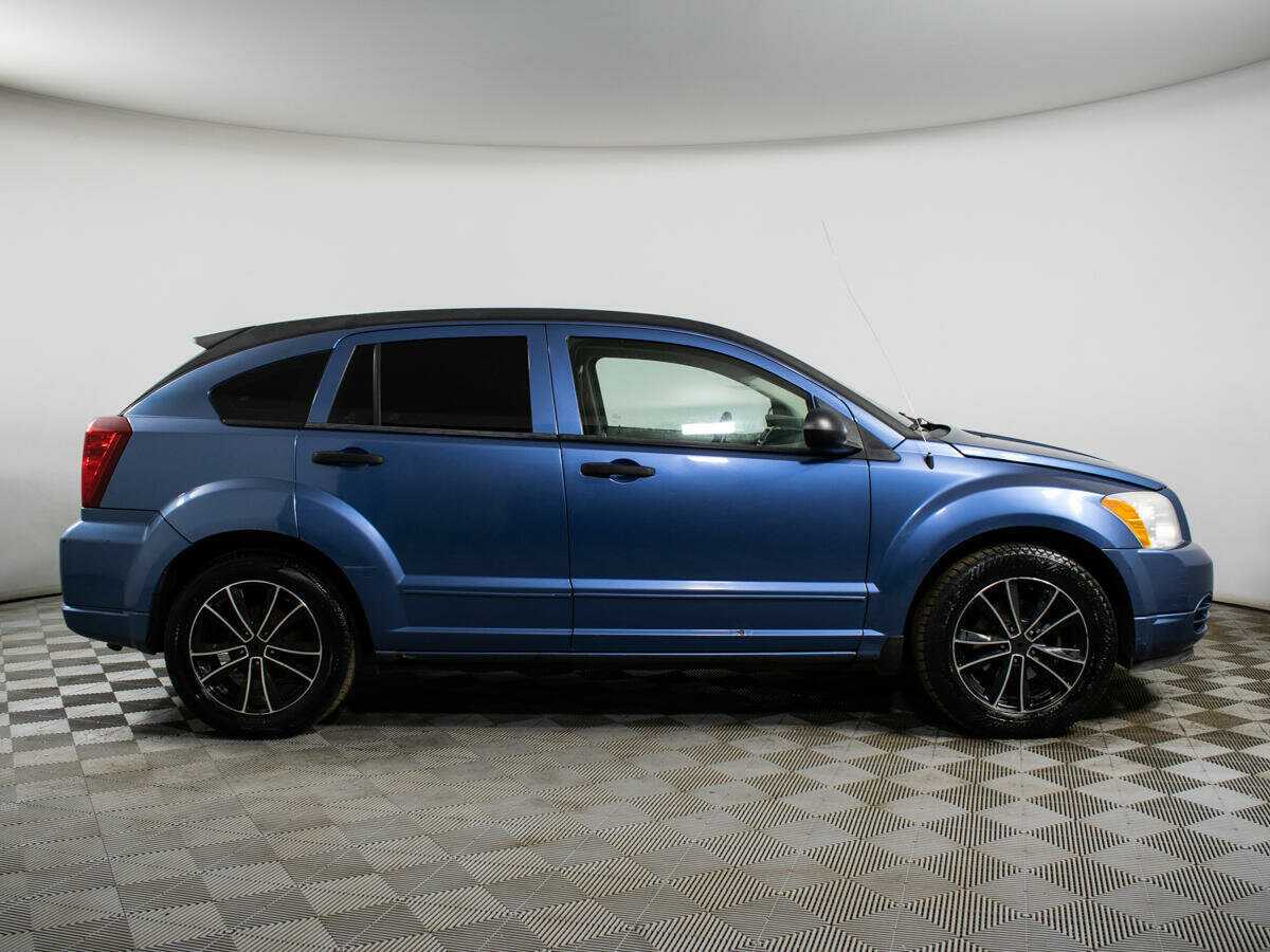 Dodge Caliber с пробегом — 2006 год. Фото: #3