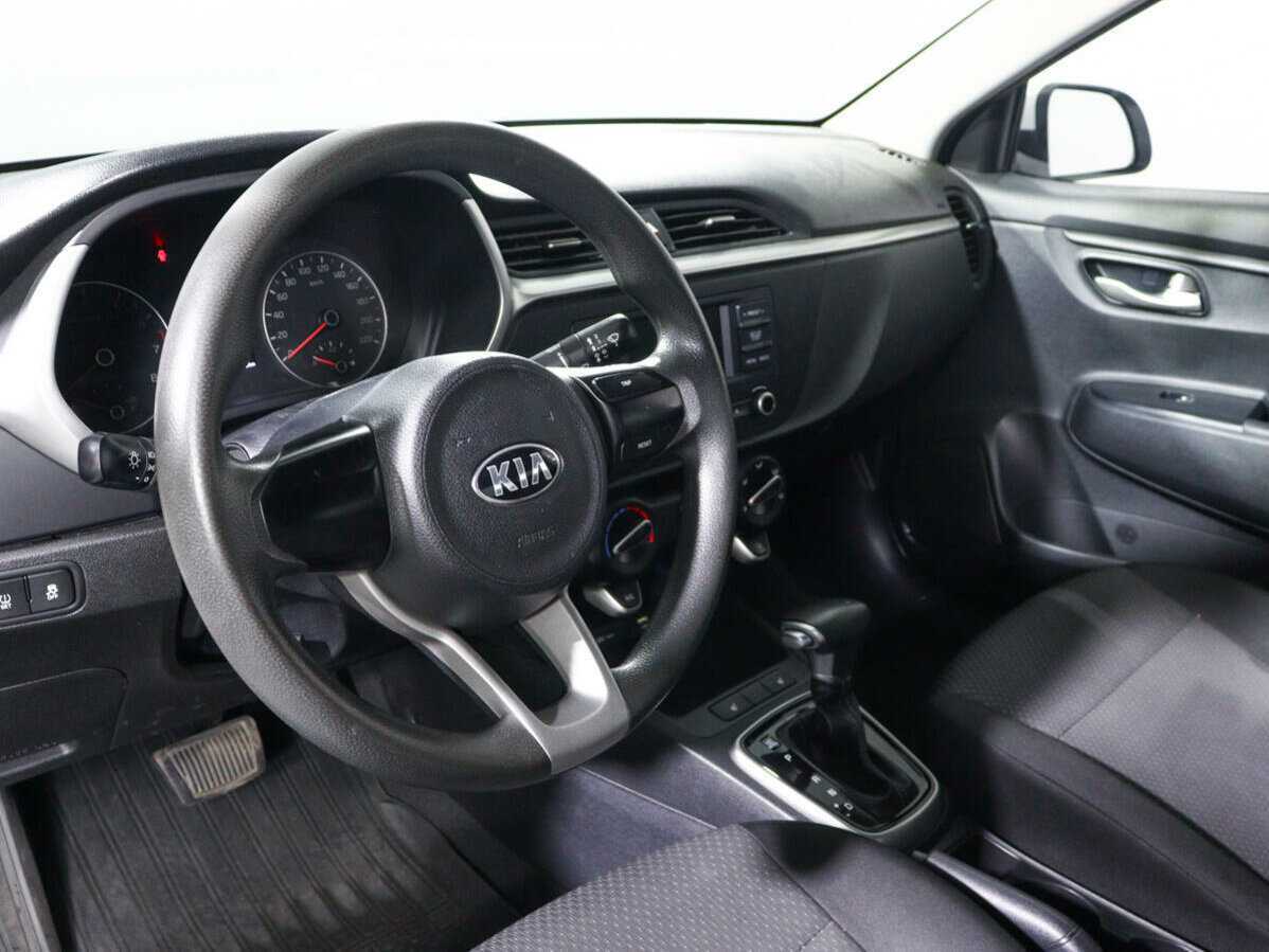 Kia Rio с пробегом — 2021 год. Фото: #13