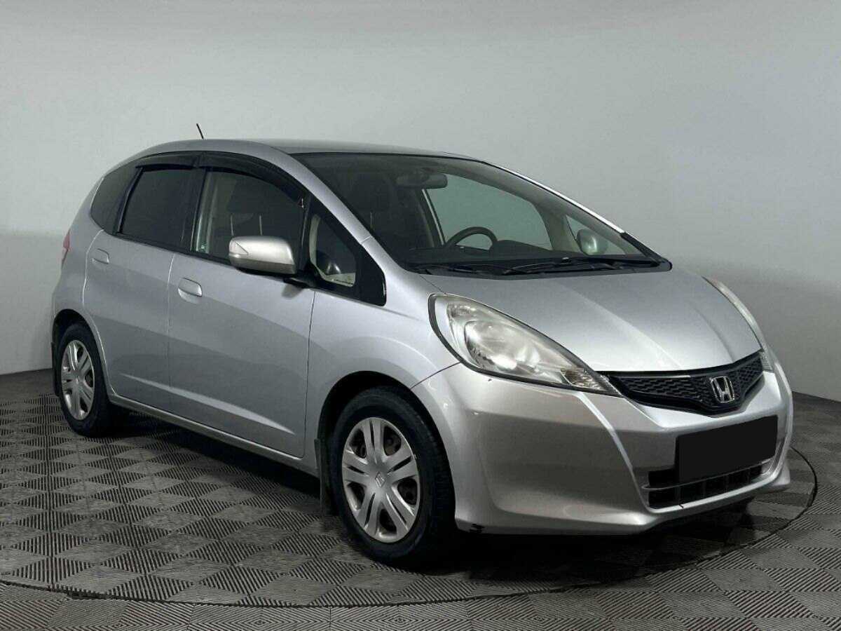 Honda Jazz с пробегом — 2011 год. Фото: #2