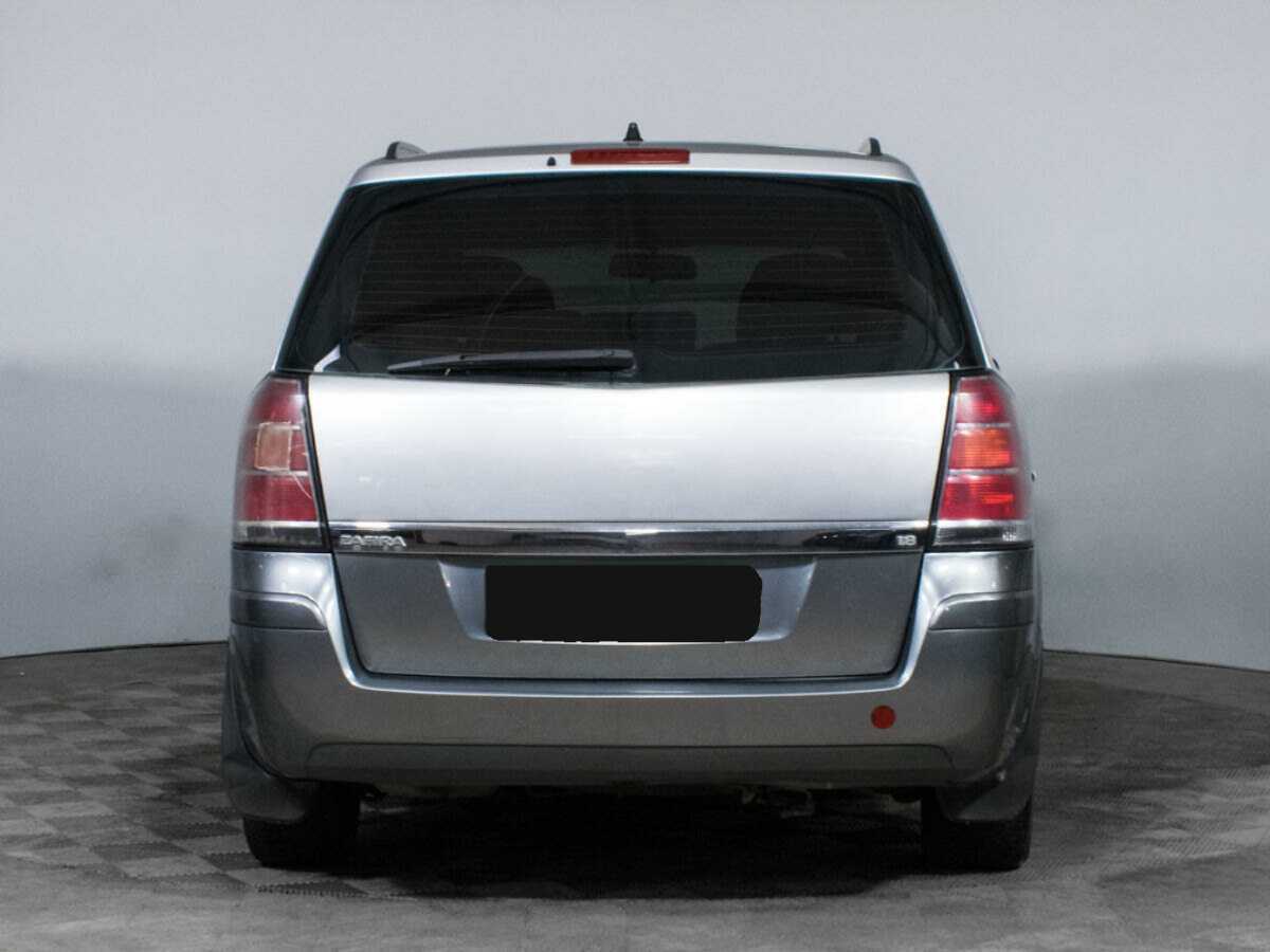 Opel Zafira с пробегом — 2007 год. Фото: #5