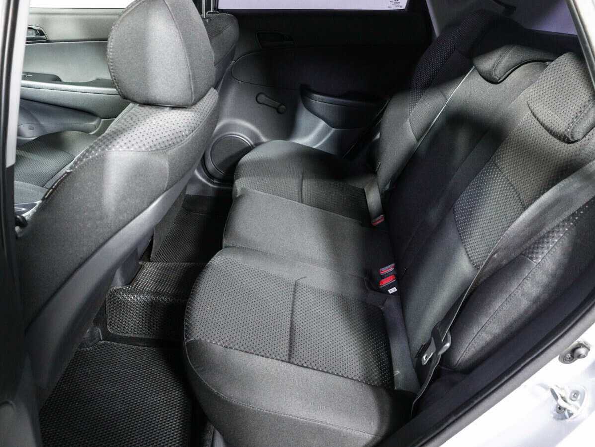 Hyundai i30 с пробегом — 2010 год. Фото: #7