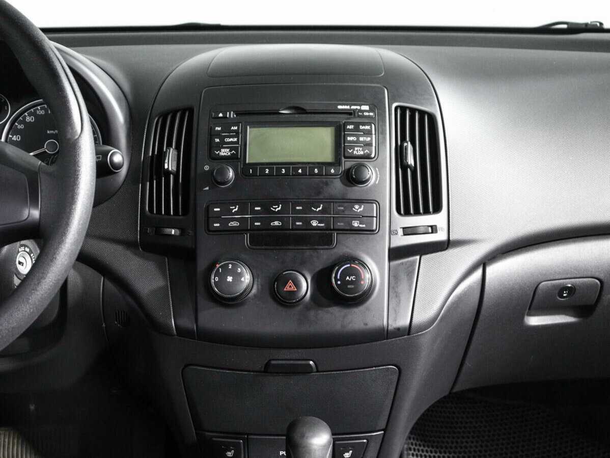 Hyundai i30 с пробегом — 2010 год. Фото: #10