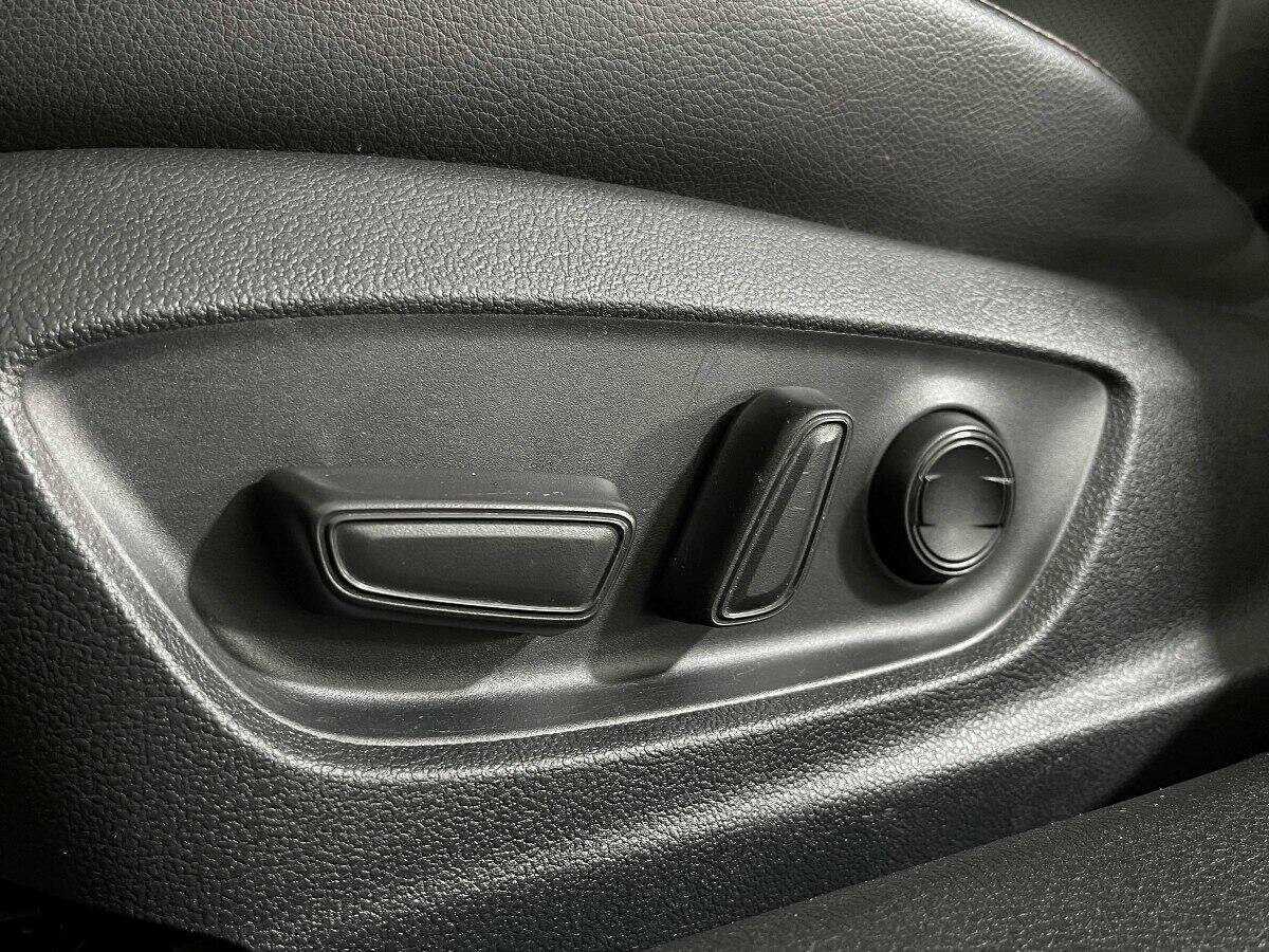 Toyota Camry с пробегом — 2019 год. Фото: #12