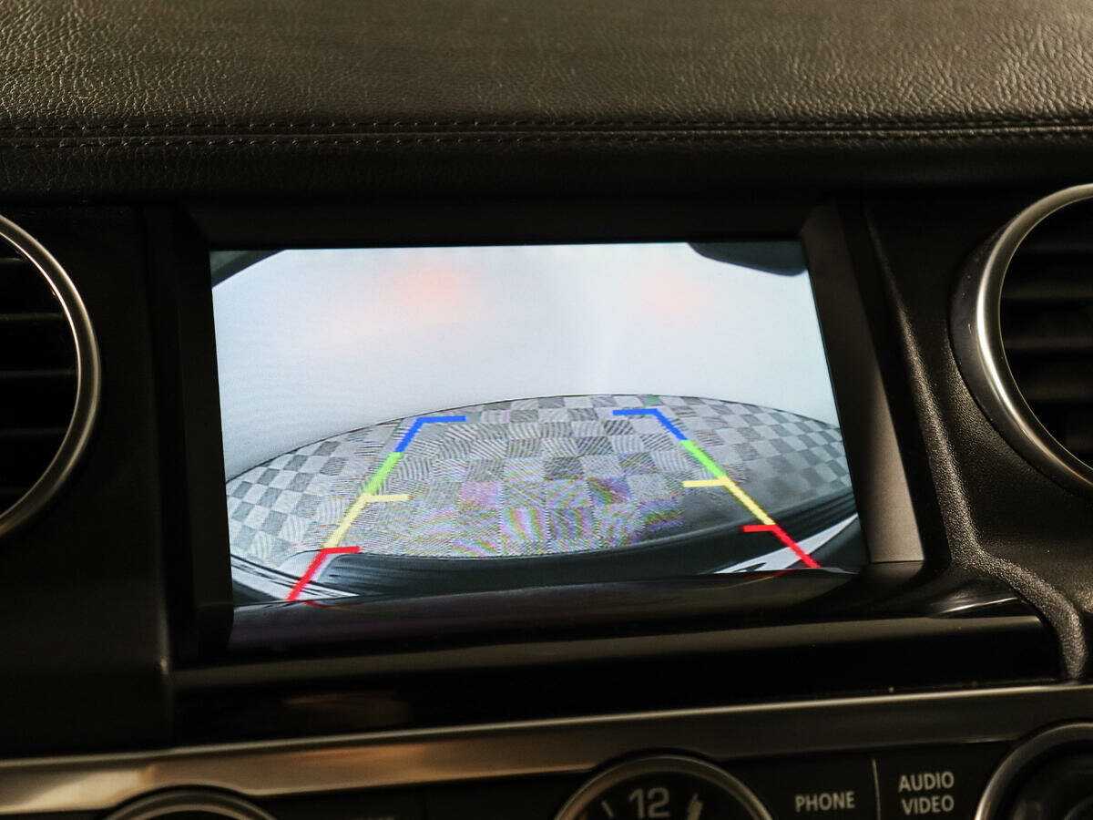 Land Rover Discovery с пробегом — 2013 год. Фото: #14