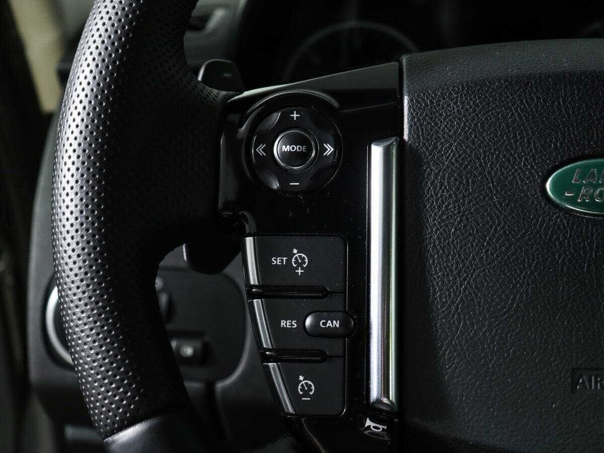 Land Rover Discovery с пробегом — 2013 год. Фото: #21