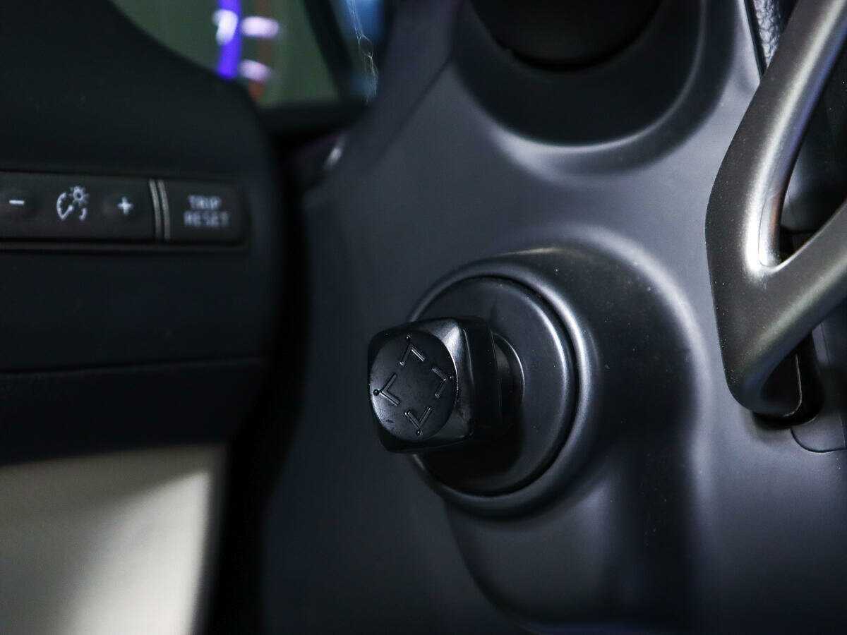 Infiniti Q50 с пробегом — 2014 год. Фото: #13