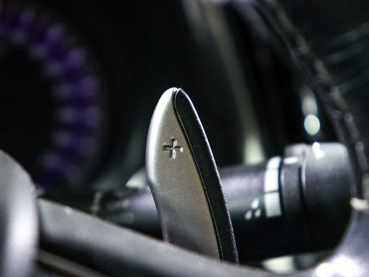 Infiniti Q50 с пробегом — 2014 год. Фото: #18