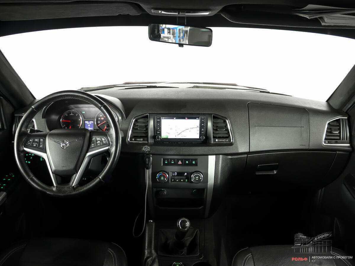 УАЗ Patriot с пробегом — 2017 год. Фото: #10