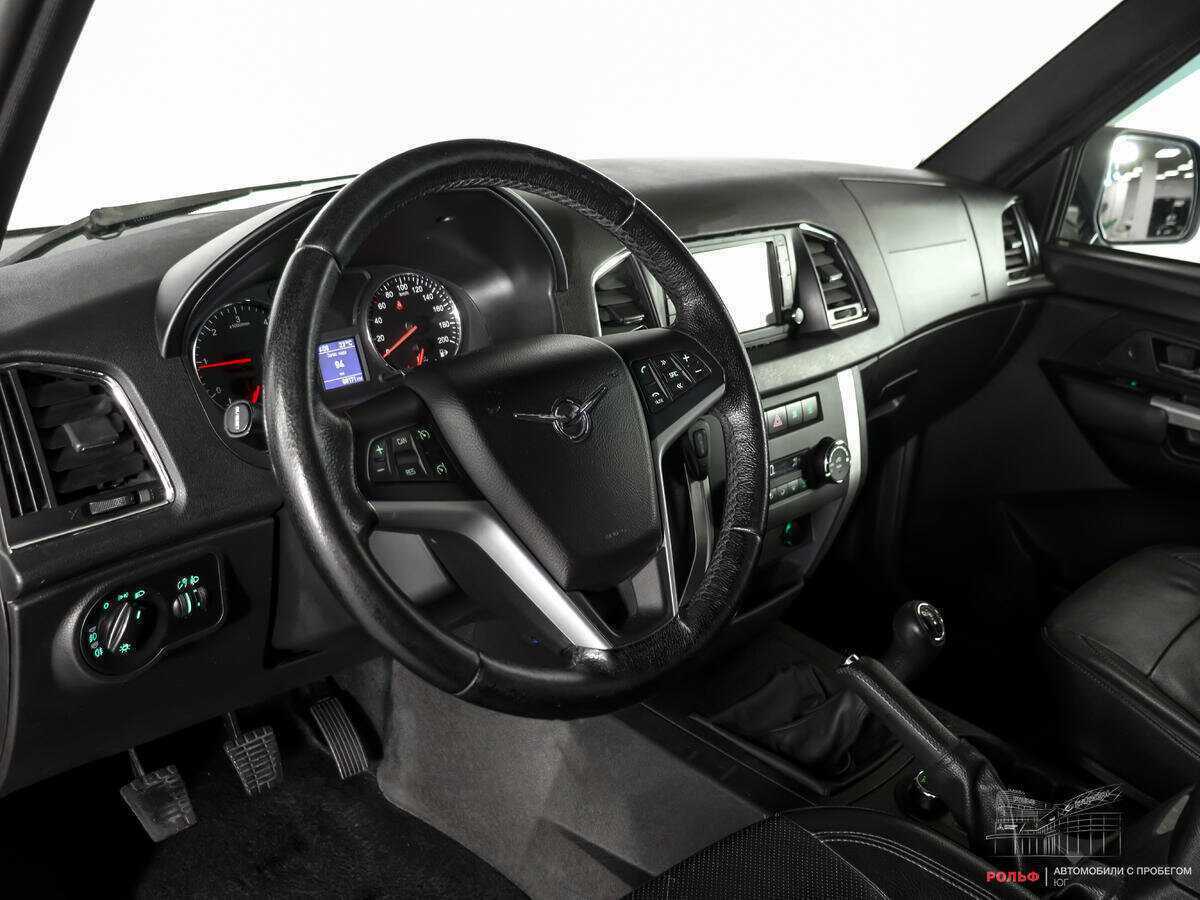 УАЗ Patriot с пробегом — 2017 год. Фото: #16