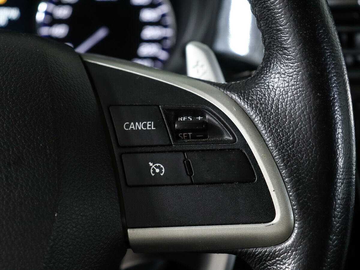 Mitsubishi Outlander с пробегом — 2012 год. Фото: #16