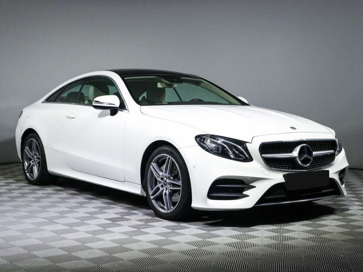 Mercedes-Benz E-Класс с пробегом — 2018 год. Фото: #2