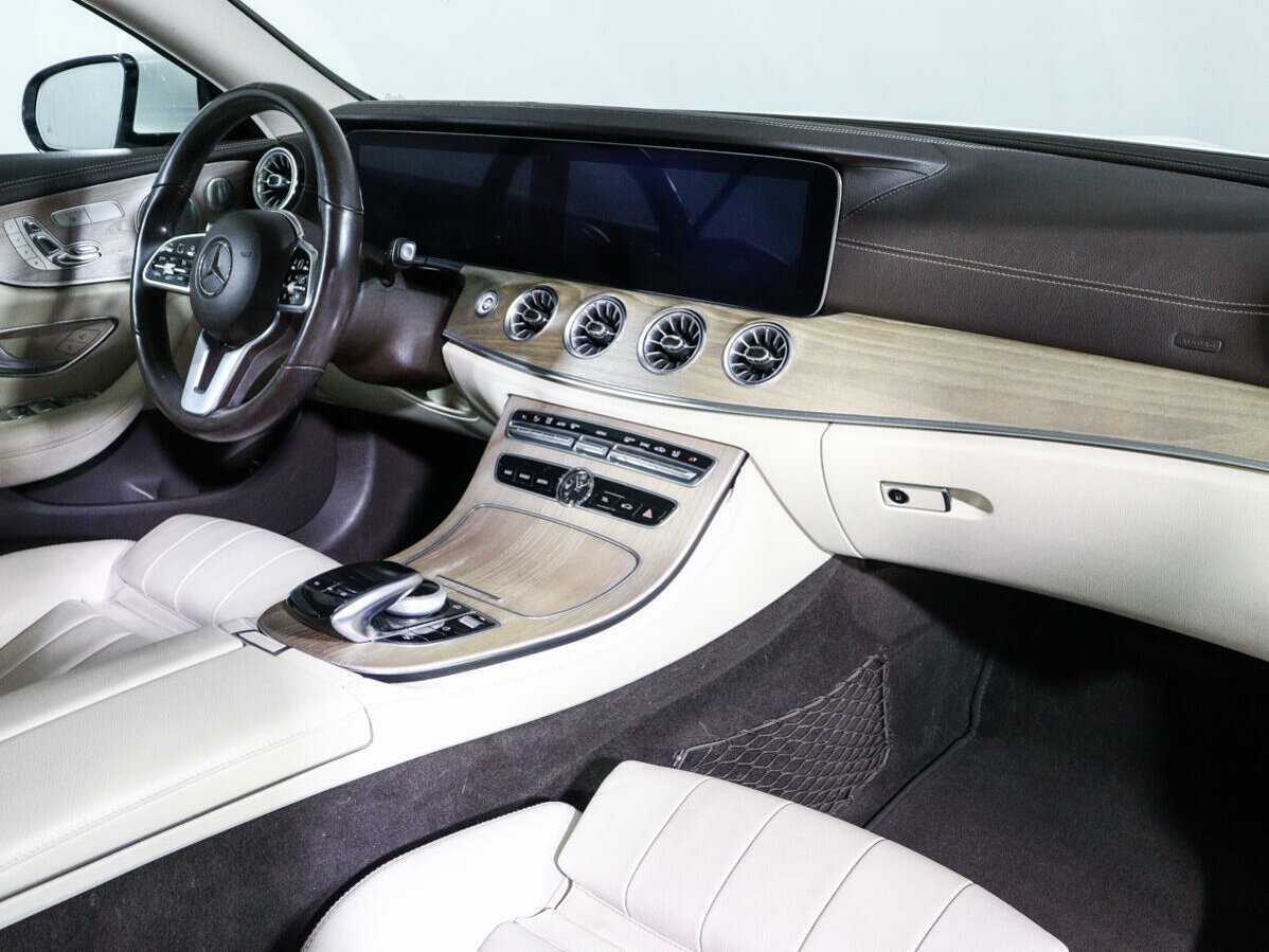 Mercedes-Benz E-Класс с пробегом — 2018 год. Фото: #8