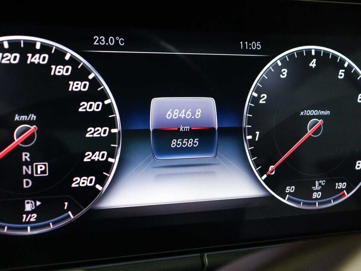 Mercedes-Benz E-Класс с пробегом — 2018 год. Фото: #10