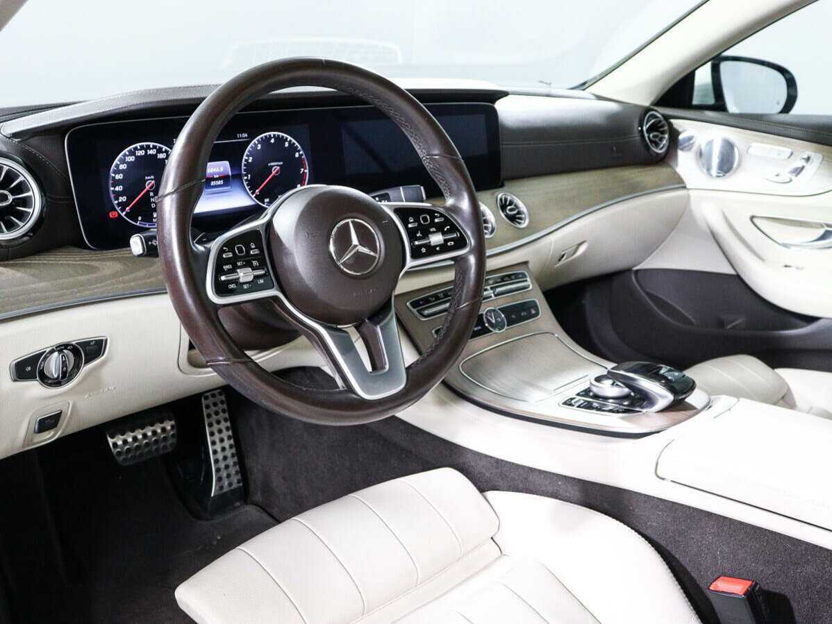 Mercedes-Benz E-Класс с пробегом — 2018 год. Фото: #13