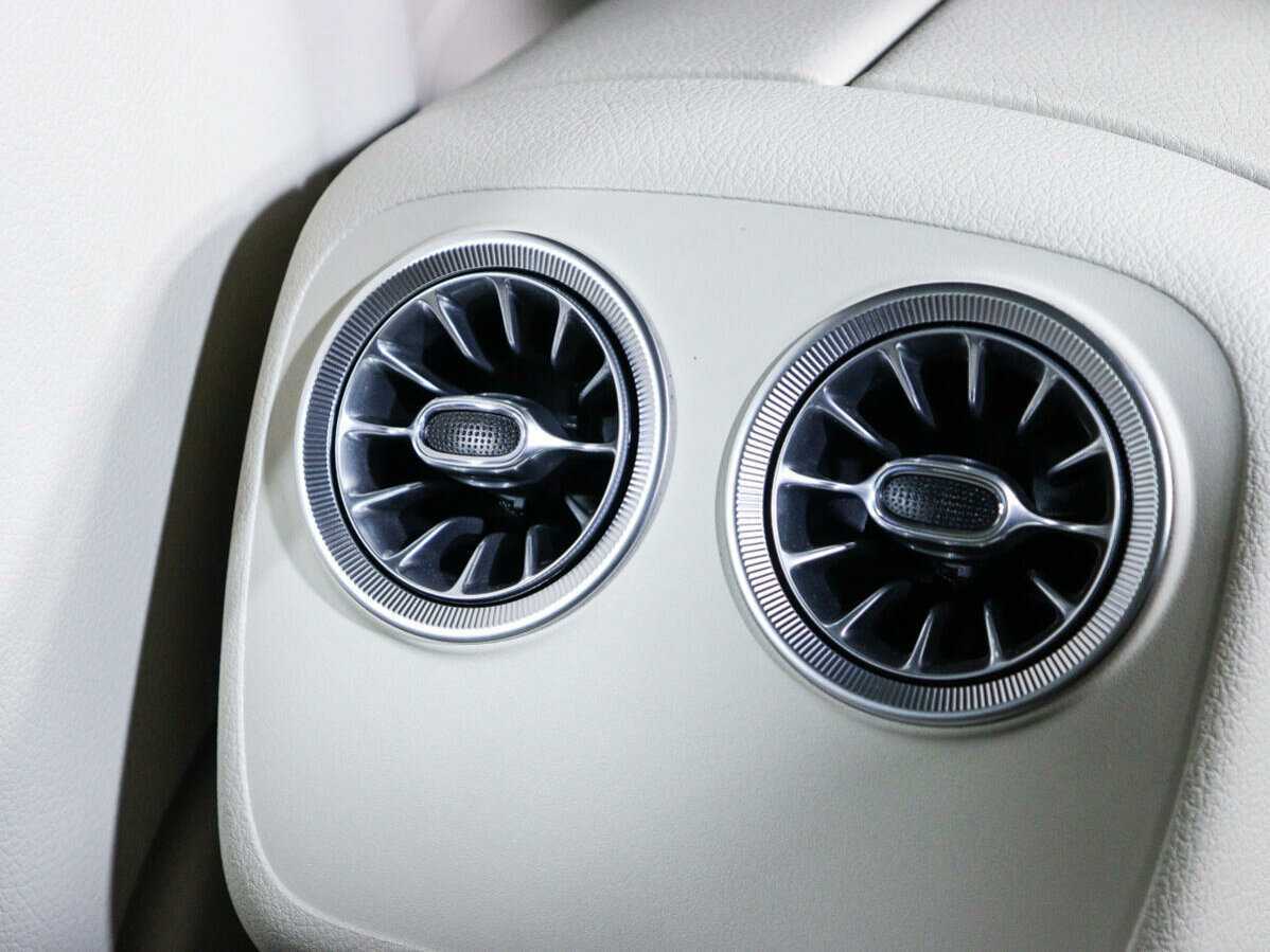 Mercedes-Benz E-Класс с пробегом — 2018 год. Фото: #15