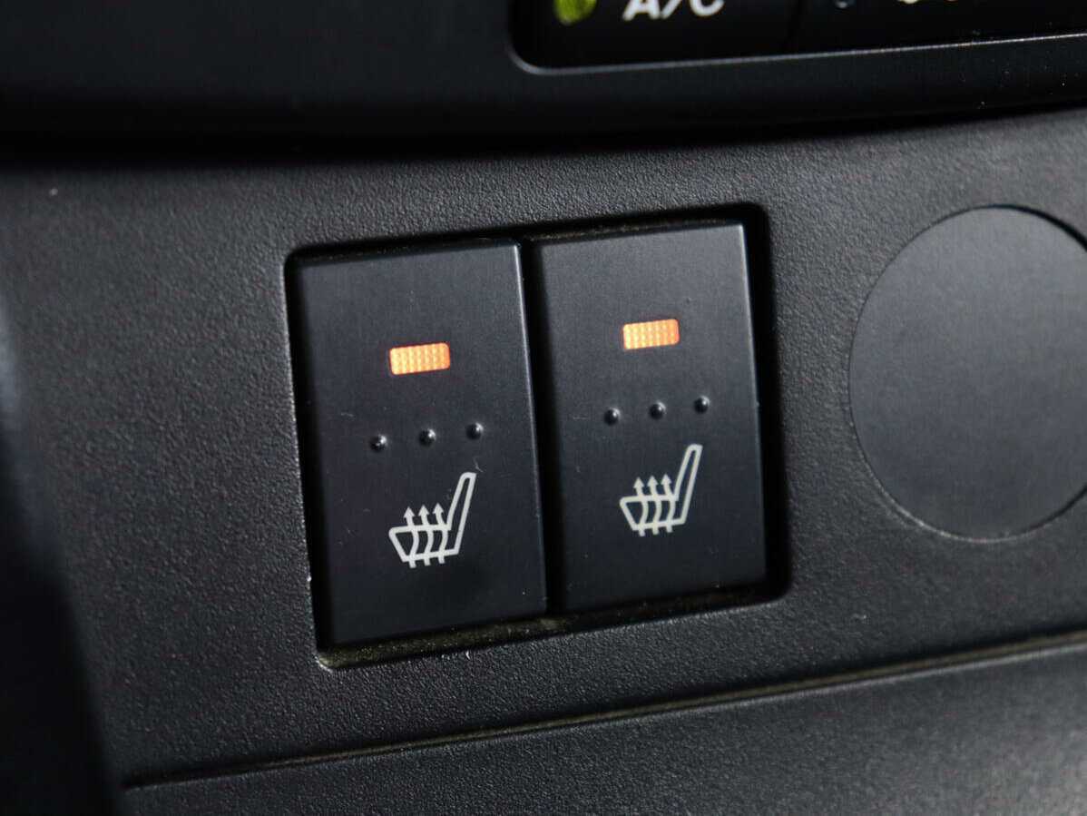 Mazda 3 с пробегом — 2006 год. Фото: #13