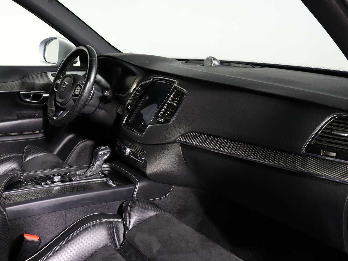 Volvo XC90 с пробегом — 2017 год. Фото: #10