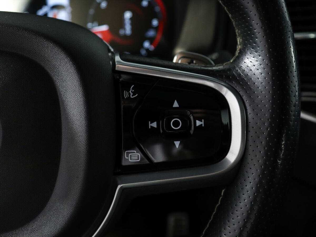 Volvo XC90 с пробегом — 2017 год. Фото: #20