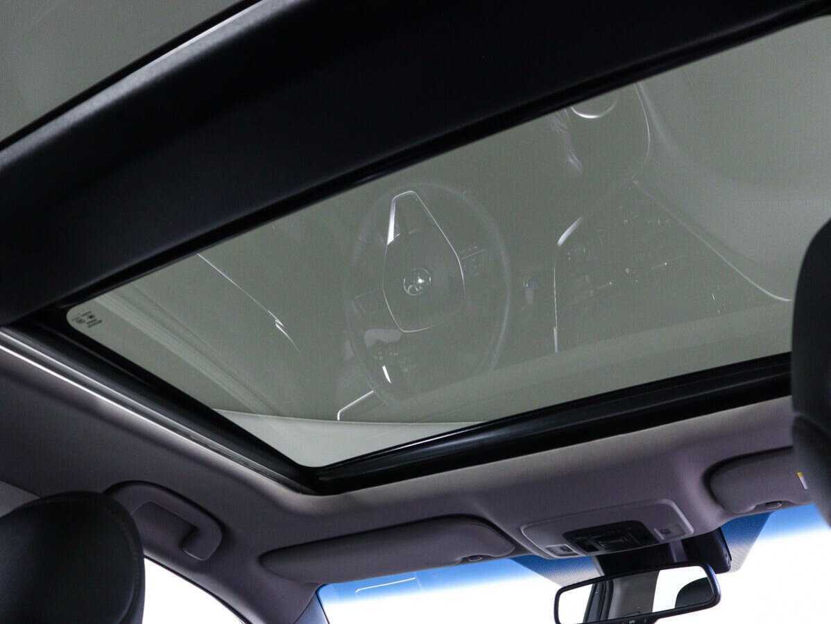 Toyota Camry с пробегом — 2023 год. Фото: #12