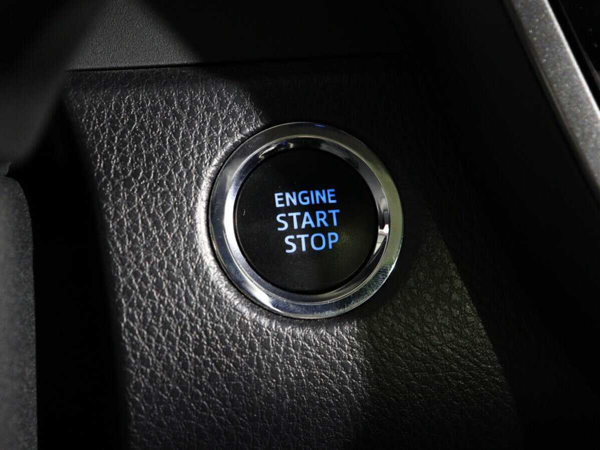 Toyota Camry с пробегом — 2023 год. Фото: #14