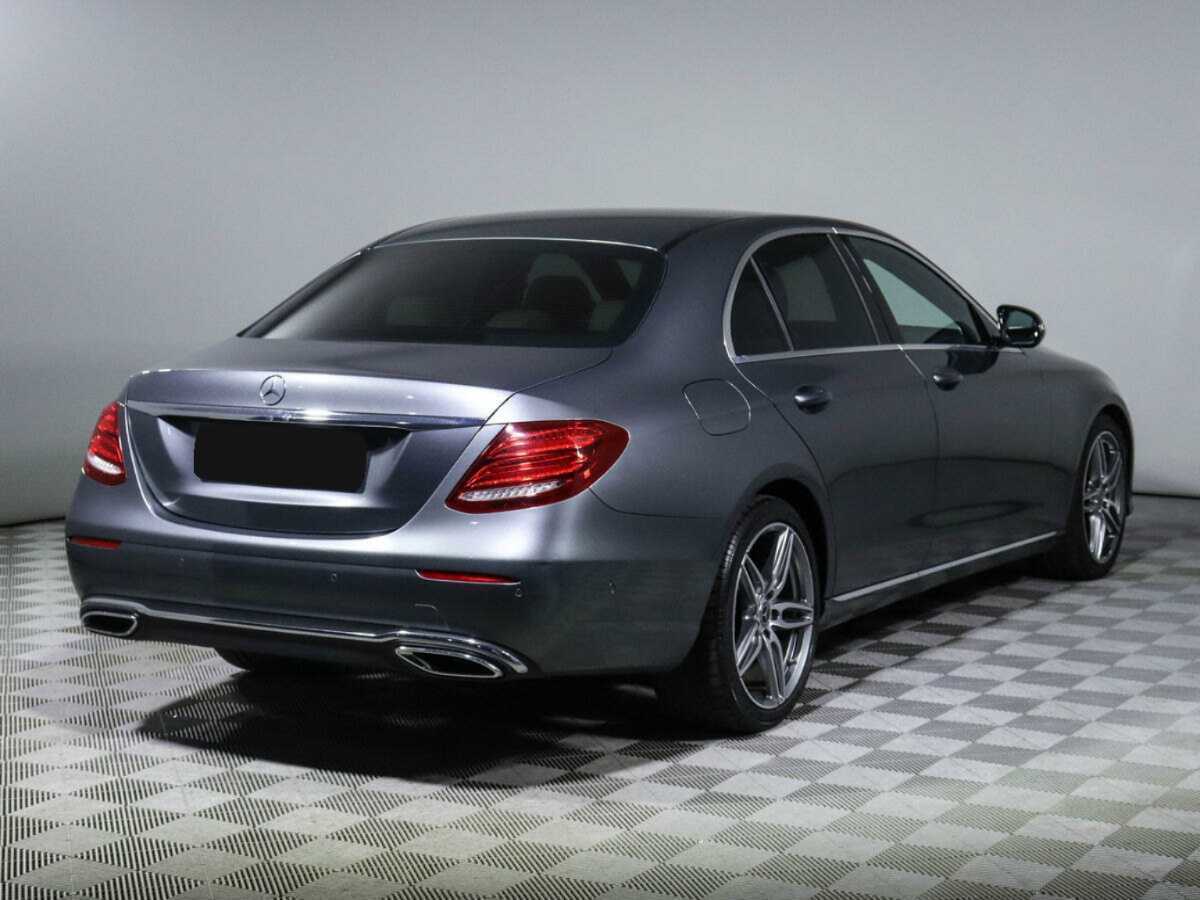 Mercedes-Benz E-Класс с пробегом — 2018 год. Фото: #3