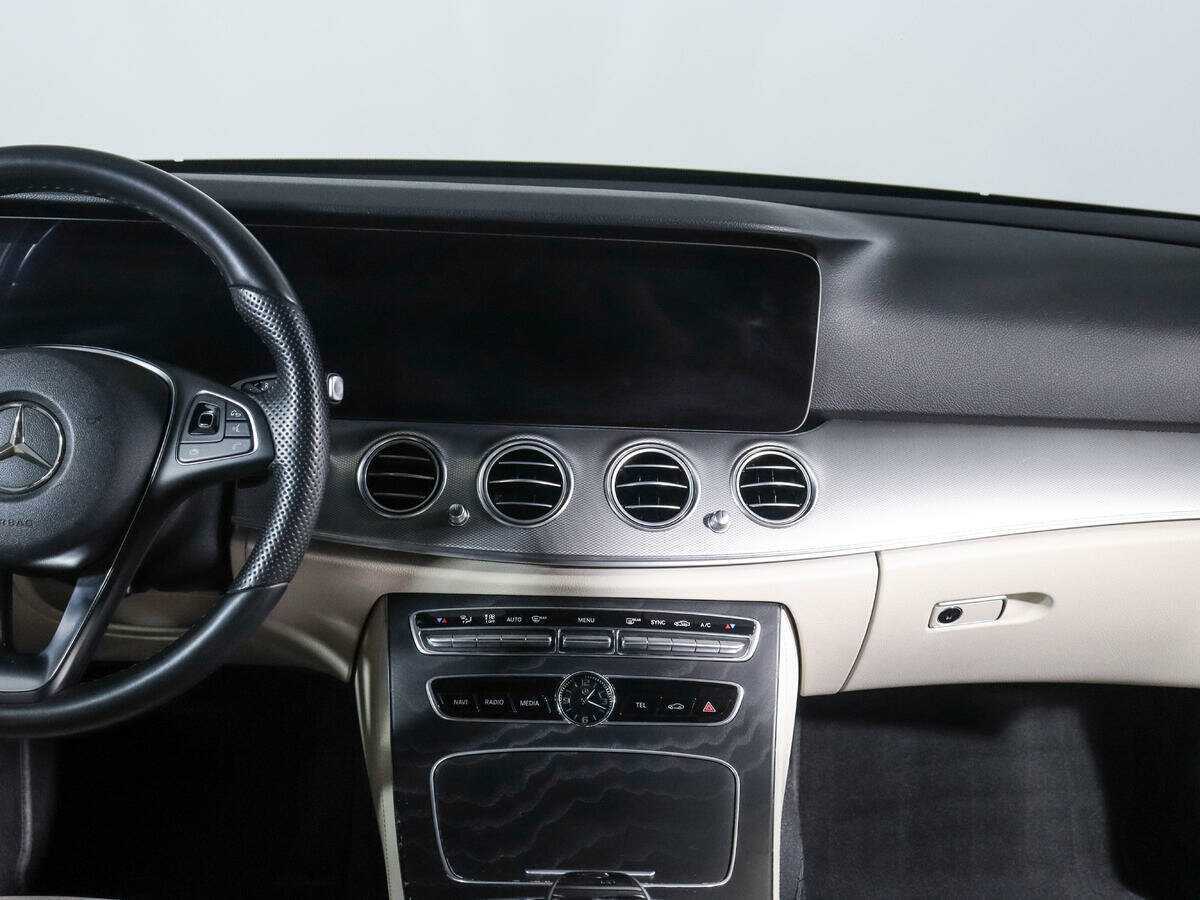 Mercedes-Benz E-Класс с пробегом — 2018 год. Фото: #10