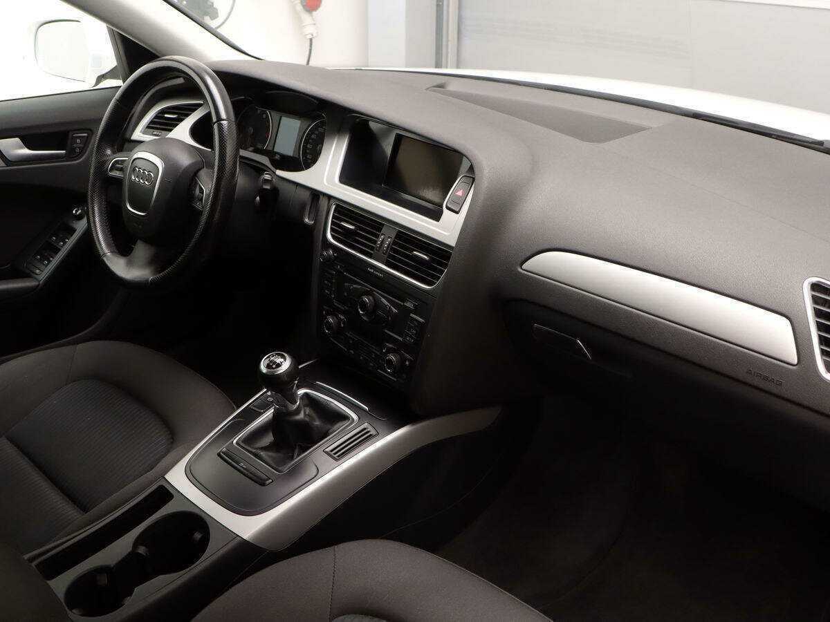 Audi A4 с пробегом — 2010 год. Фото: #6