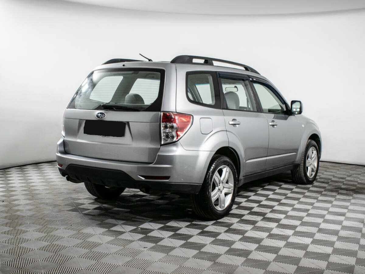 Subaru Forester с пробегом — 2010 год. Фото: #4