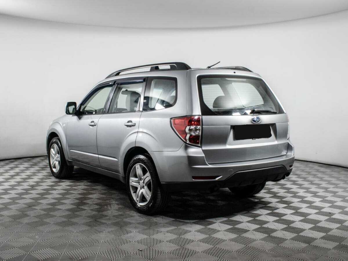 Subaru Forester с пробегом — 2010 год. Фото: #6